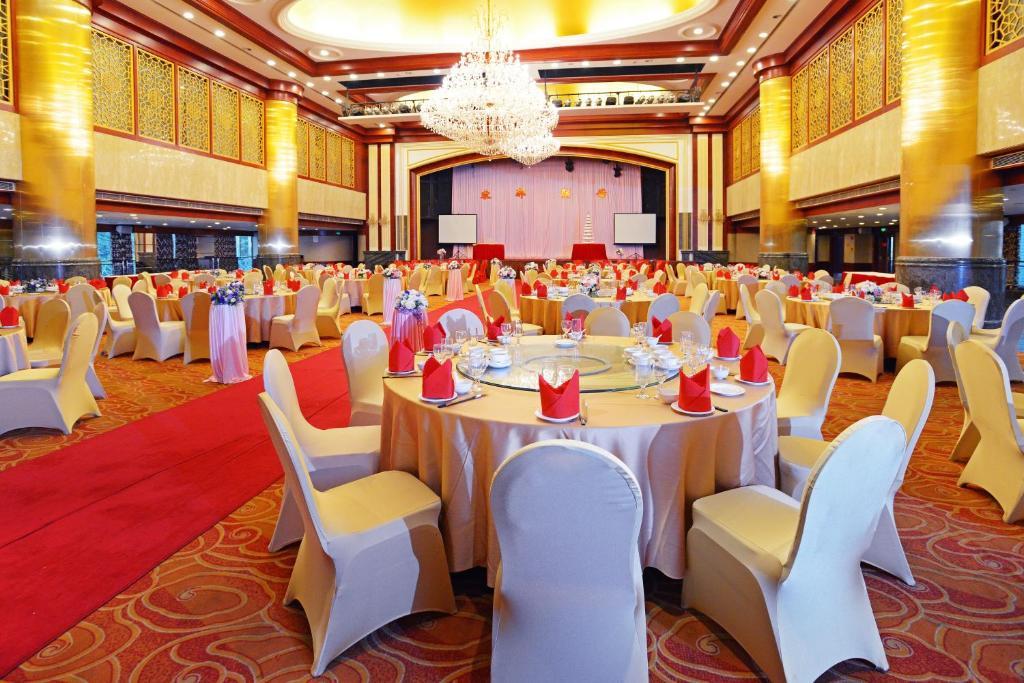 Guangzhou New Century Hotel Kültér fotó