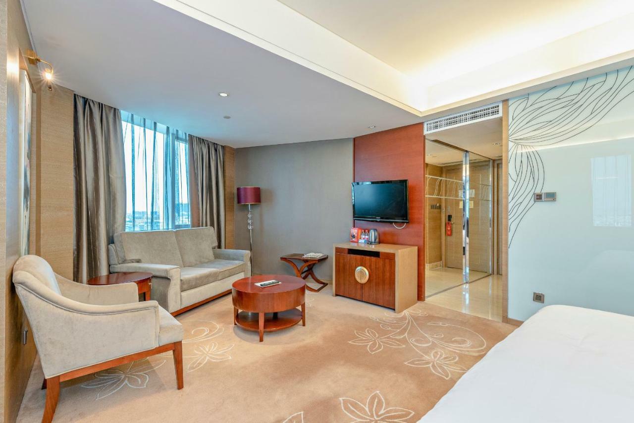 Guangzhou New Century Hotel Kültér fotó